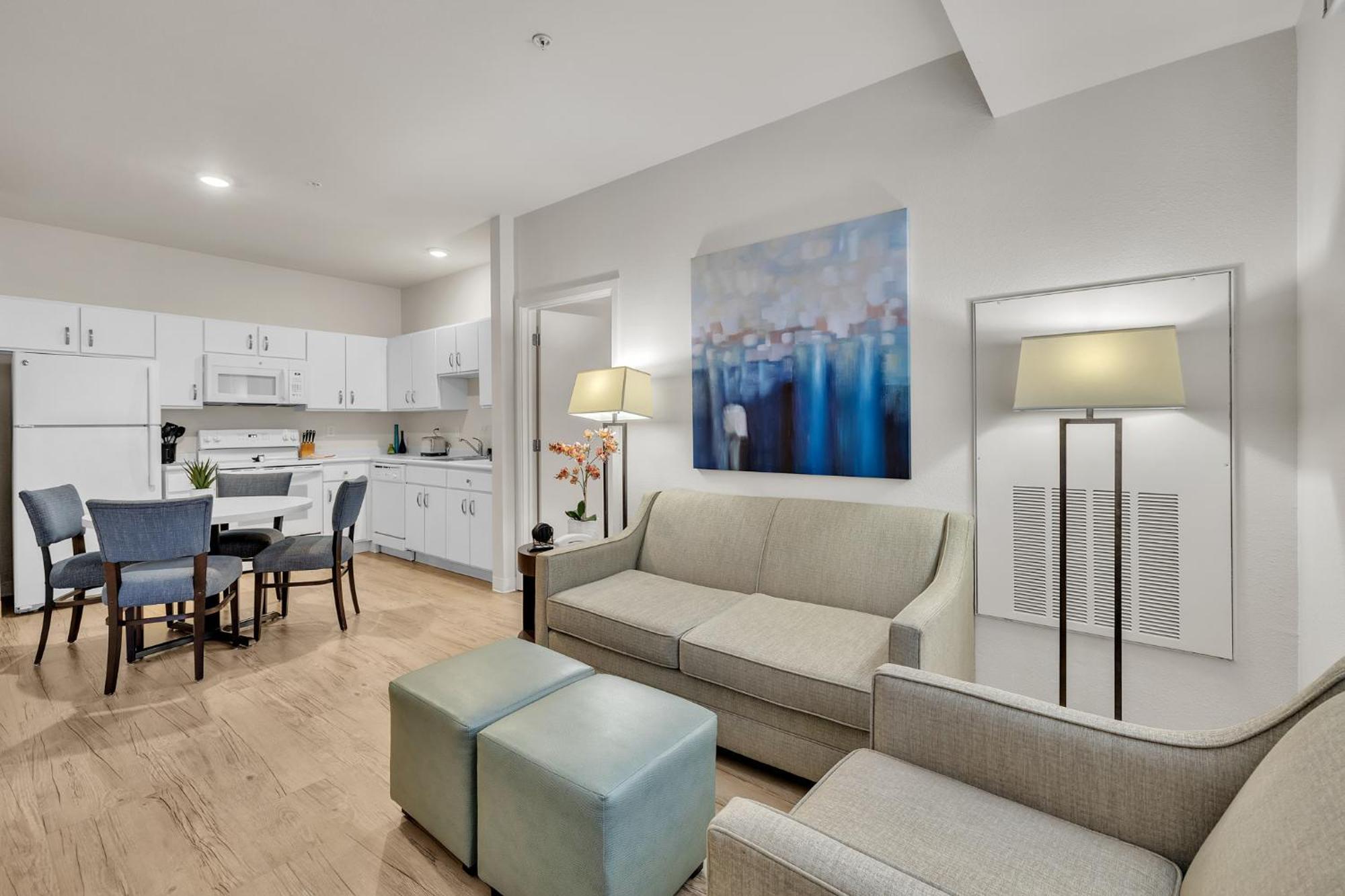 Simplicity At The Rim 1121 I Comfy 2 Bed 2 Bath Apartment